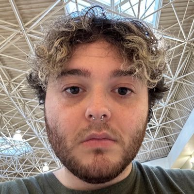 DarioColon1's profile picture. bad bunny ghostwriter