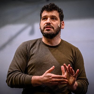 Journaliste, réalisateur de documentaires d'enquête, producteur. Sélection prix @Albert_Londres 2022 et 2023.