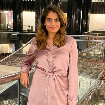 thatuxgworl's profile picture. UX Strategist and designer 👩🏻‍💻| Parsons The New School for Design Alumna 👩🏻‍🎓