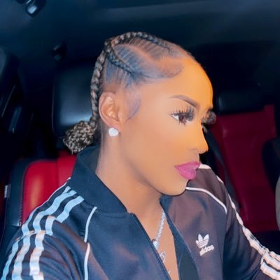 Your my HumanATM 👸🏽 findom | domme | master| Queens deserve the best things in life Bow down to the Beautiful Goddess Issi 😘 | cashapp - $Foreignnbella