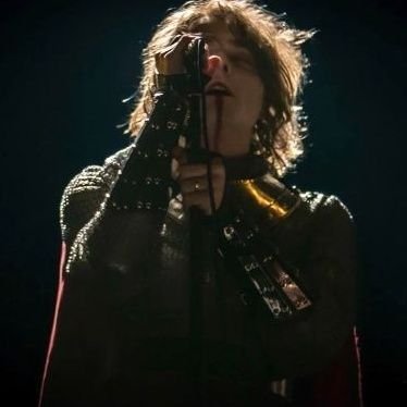 30 | main: @tomorrowimight | TW/NSFW/MDNF 🥀 What is said on the vent account stays on the vent account.