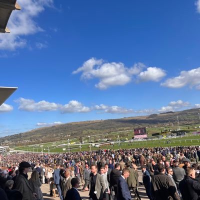 BR_22__'s profile picture. 24 - Peterborough united, boxing and horse racing 🐎🥊