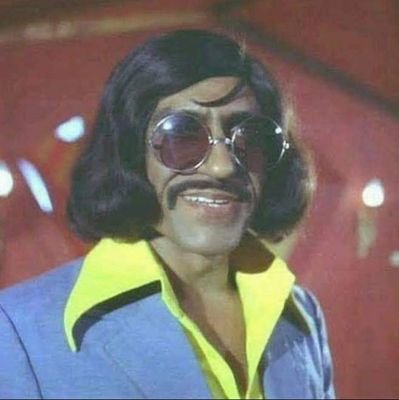 waat_defaq's profile picture. मैं घास हूँ
मैं आपके हर किए-धरे पर उग आऊँगा - पाश