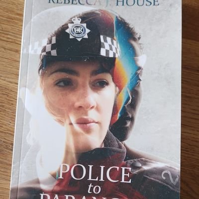 author of Police to Paranoia. My true story of being sectioned under the MH Act as a serving Police officer. #mentalhealth #mentalhealthrecovery ❤️❤️🙏🙌