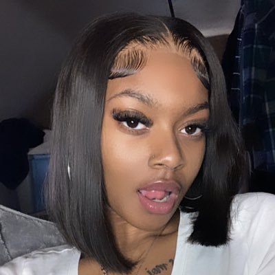 $jerraeeee š Money Talks
Follow me on IG @raeee_baby š