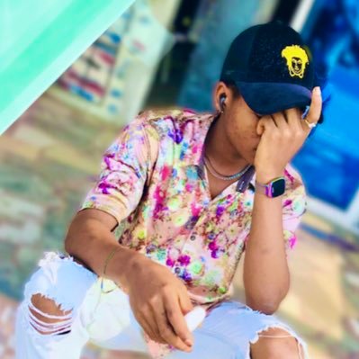 Solomon87988596's profile picture. On GOD
