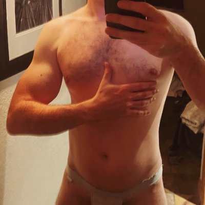 32｜Vers／Bttm｜📍 Denver, CO
Gay Content ＋ Personal Pics／Vids (NSFW) 
DMs Open 📩 Hit me up if in CO