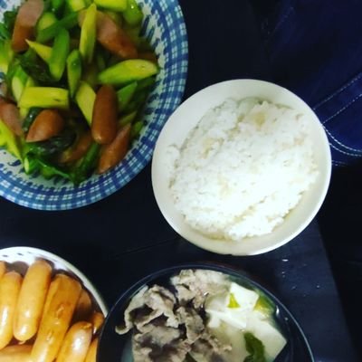 DnmsxKwguScuSoq's profile picture. 基本見るのがほとんどでコメントはあまりしません!
でも中居君の生き方とかものの考え方が大好きなので中居君の事しかコメントしません!