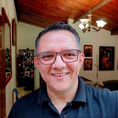 wcoellog's profile picture. Discípulo de Jesucristo, esposo de una bella hija de Dios, padre de 2 preciosas princesas.