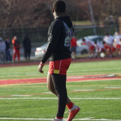 Inside/ Outside Linebacker| for 🏈Calvert hall ‘24 with a 3.6 GPA 5’8 175. Rugby/ Hooker