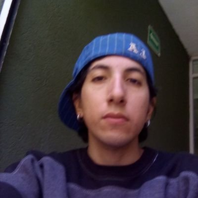 BoniAndrade1's profile picture. 