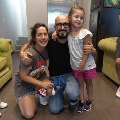 A la gente buena,le pasan cosas buenas👣

Con tu color se visten tan dulces mis días 💙Azul

Doblando la apuesta a la luna 🌜

@AbelPintos SIEMPRE NENE,SIEMPRE!