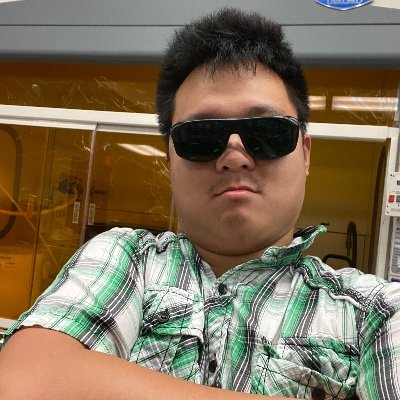 Christian. Chemistry major. Graduate student. Engine enthusiast. Traveling and cooking. Hardcore radical centrist. Borderline conservative. ☭⃠