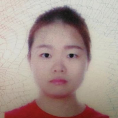 SarahLyu_0402's profile picture. 