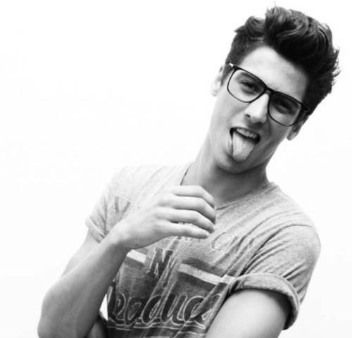 20, shadowhunter, intellectual badass. i kill demons for fun. poof. (RP account TMI)
18+ RP ACCOUNT. MATURE CONTENTS.