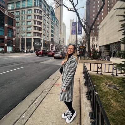 MeggiePallme's profile picture. STL | GU Alum 😇