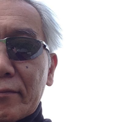 fudggio's profile picture. 最近はジャンクや安いギターを買って好みの仕様にいじってます。