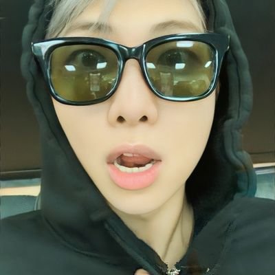 ㅤㅤㅤㅤ박 🌿★ 김! ♡ 95’ ⇢ cosmic match
ㅤㅤㅤㅤㅤㅤ ⋆꠴ loml : ﹫rkive
ㅤㅤ