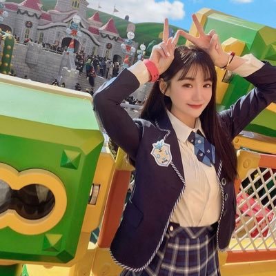 girl__0327's profile picture. 護理師NURSE．醫療 medical．運動 exercise．購物 shopping．旅遊 travel．