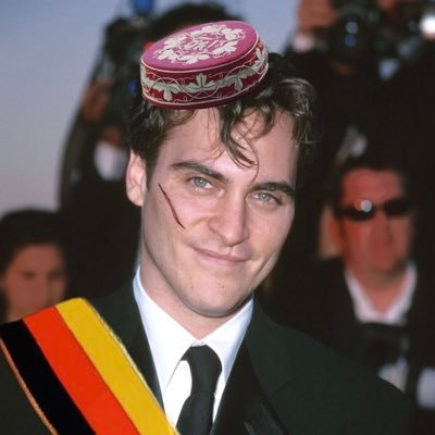 Joaquín Phoenix‘s far-right german cousin. Politically active all around the globe & of course Germany . 1st place in binge drinking at the fraternity party🥇
