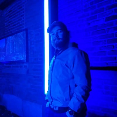 Darvine64's profile picture. 