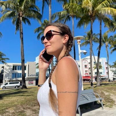 imsirimartina's profile picture. 📸UGC & CONTENT CREATOR ✈️ I love travelling around the world🌎 Business online developer📲 Study, create and grow with me✨