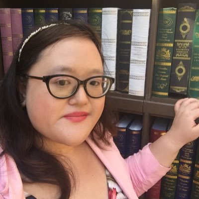 I’m a weaver of stories & souls, librarian, book reviewer | she/her