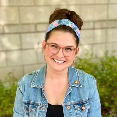 victoriambender's profile picture. Professional People Person