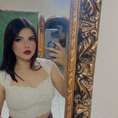 SkarlethGuido's profile picture. 