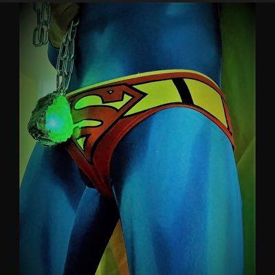 WARNING- EXTREME - inferior clone of the late Superman. Unworthy Alien, please degrade me, I beg you.@Lexcorpdks Plz RT! DMs always open…