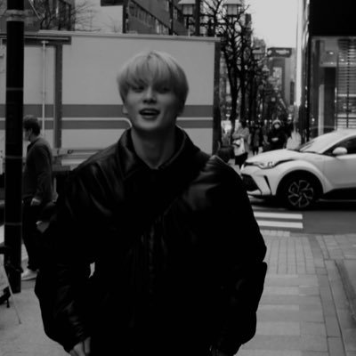 lmy0urtyper's profile picture. l’ve never find that kind of love