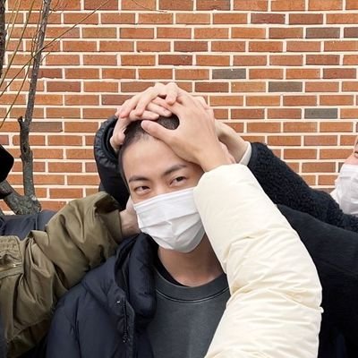 hoseok's anae (real)⁷🪖 is on BTS lockdown
