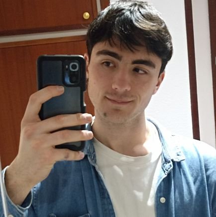únicamente tengo Twitter para que me avise del menú del comedor de la uni