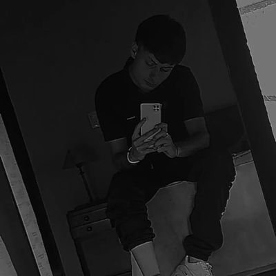 patob_ok's profile picture. 21 años
👑👌🏻