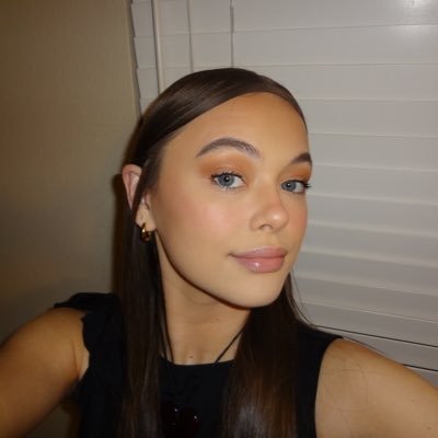 brookesherryy's profile picture. 