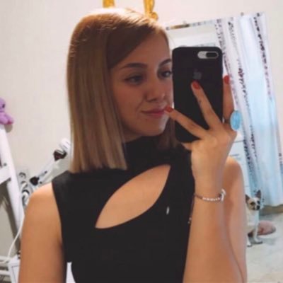 __sharareh's profile picture. ديووانه به ذوق خويش، نه عاقل به ميل ديگران