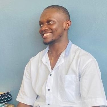 Software Engineer 👨💻. Talk about Tech, ManUtd, and music