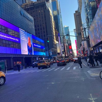 juno0184's profile picture. she/her