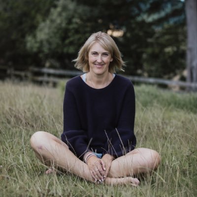 vania_dunn's profile picture. Health & Life Coach - helping women to feel good in their skin, living a life they love. Ridiculously proud māmā to four.