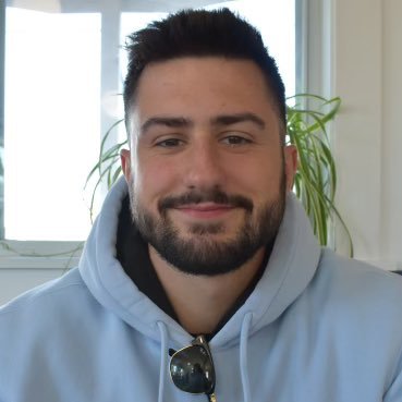 Sports Content Creator / Former Apex Legends Guy