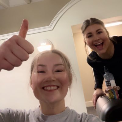 LyndziTurner's profile picture. 