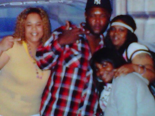 moremoney317's profile picture. I am in the business to help you become a star!!!!