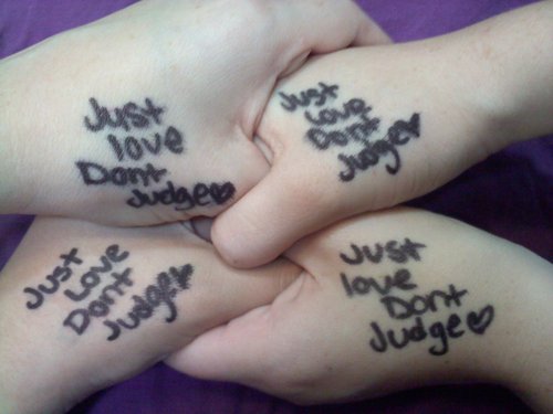 3 girls trying to make a difference in the world. Trying to put an end to bullying. Don't judge the people around you. Im With Love