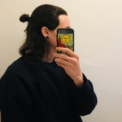 surrenderCSGO's profile picture. 