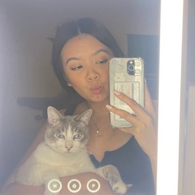 jessica_nnguyen's profile picture. appreciate my cat