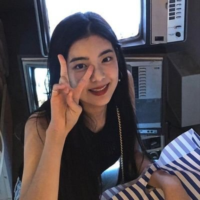 BA ─── ♡ I can help you by making edits that are cutesy and classy (maybe 'woops') with my magic hands I will make you satisfied. Take it home and get happy!