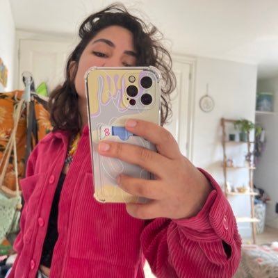 unrulycurly's profile picture. 