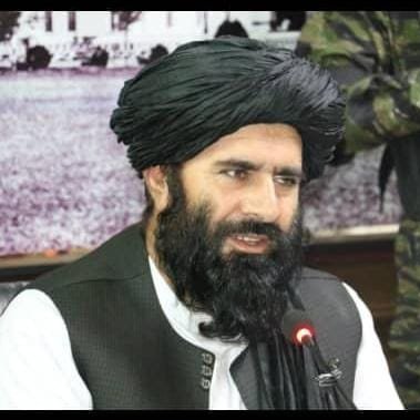 پټــې په زړه بانــدې ساتمــه د یـو چـا خبــرې
دا مې عـادت دی چاته نه کــوم د چــا خــبرې