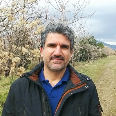 Cartoonist , IranianJournalist کارتونیست، روزنامه‌نگار