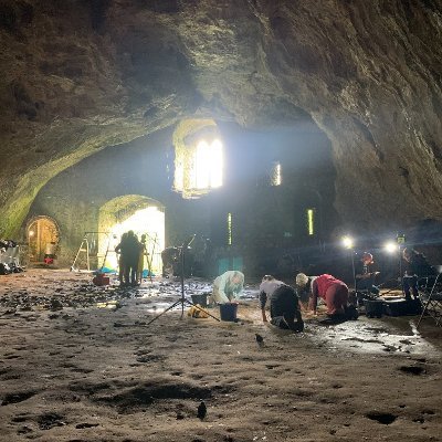 New excavations at the early prehistoric site Wogan Cavern @pembscastle 

Led by Dr Rob Dinnis (@UoA_Archaeology) (PI) and @J_C_French (@LivAncWorlds) (Co-I)